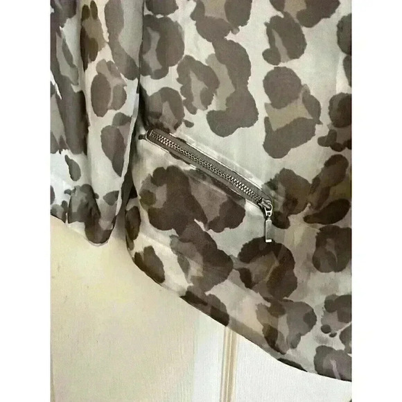 CHICO'S DRAPED JACKET Gray Leopard print Size 0 - Picture 4 of 5